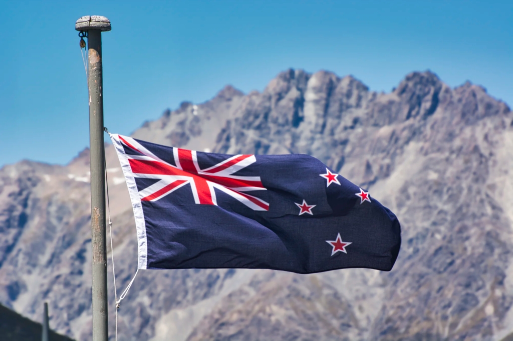 NZ Flag, Aoraki NP, NZ