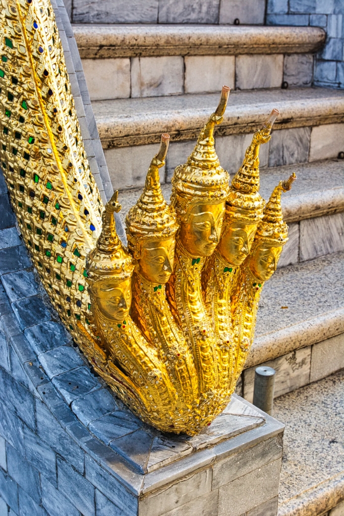 5-Headed Naga, Prasat Phra Theo Bidorn