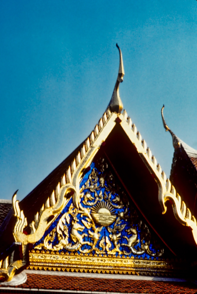 Golden Sun Pediment, Wat Benchamabophit, Bangkok, TH