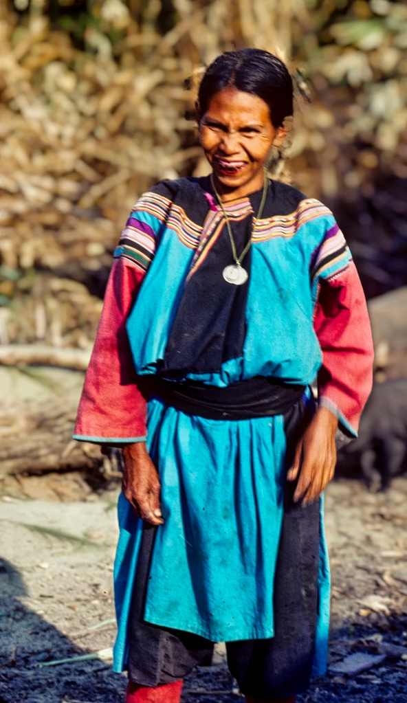 Betelnut Smile, Lisu Village, Hill Tribe Trek, TH  49-03