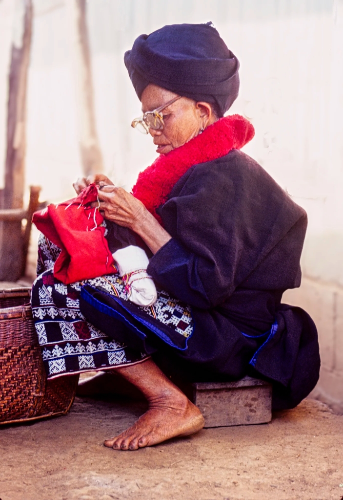 Yao Woman Knitting, Hill Tribe Trek, TH  49-12